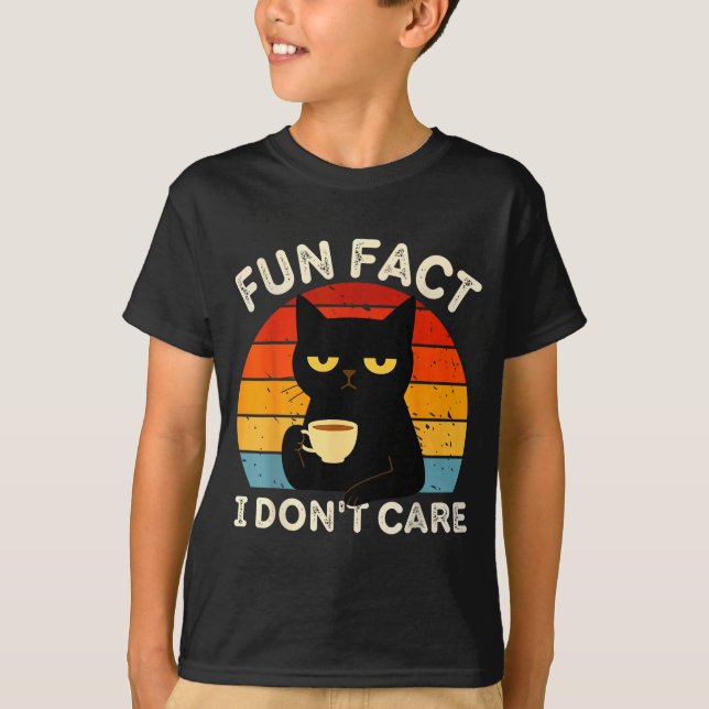 Camiseta Fun Fact I Don't Care Funny Black Cat Saying Quote (Frente)