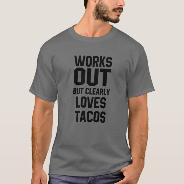 Camiseta Funciona, Mas Ama Claramente Os Tacos Cinco De Tan (Frente)