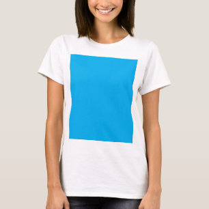 Camiseta Fundo Azul Ciano Sólido Estilo Minimalista de Ve
