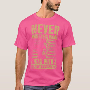 Camiseta Fundo Militar