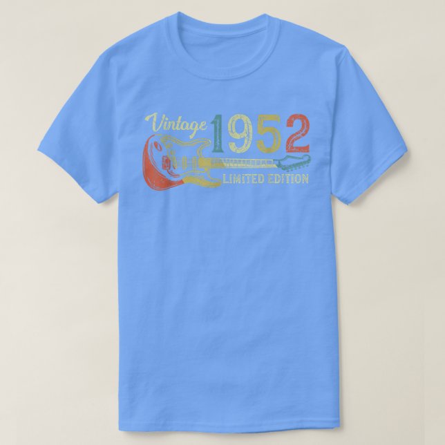 Camiseta Funny 1952 birthday gift for men Guitar Lover 70th (Frente do Design)