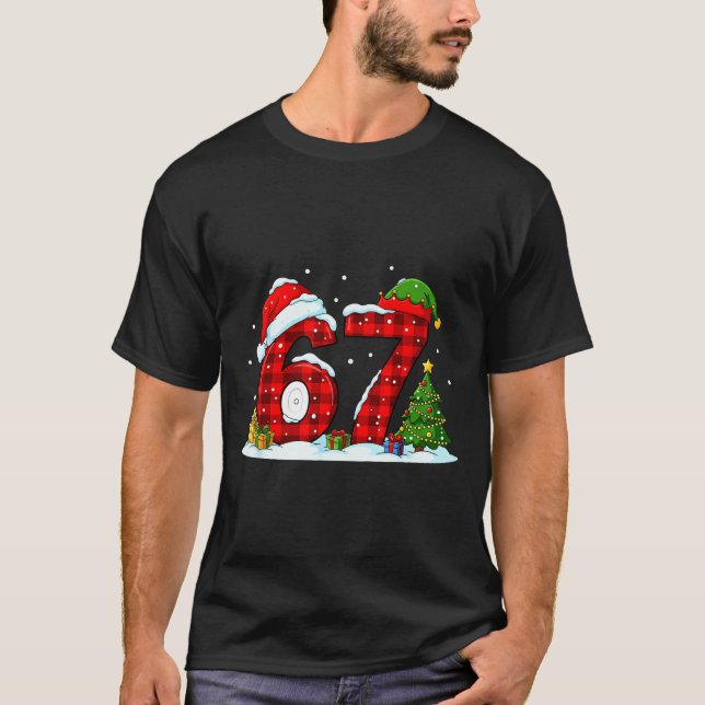 Camiseta Funny 67 Meme Six Seven Christmas Buffalo Red Plai (Frente)