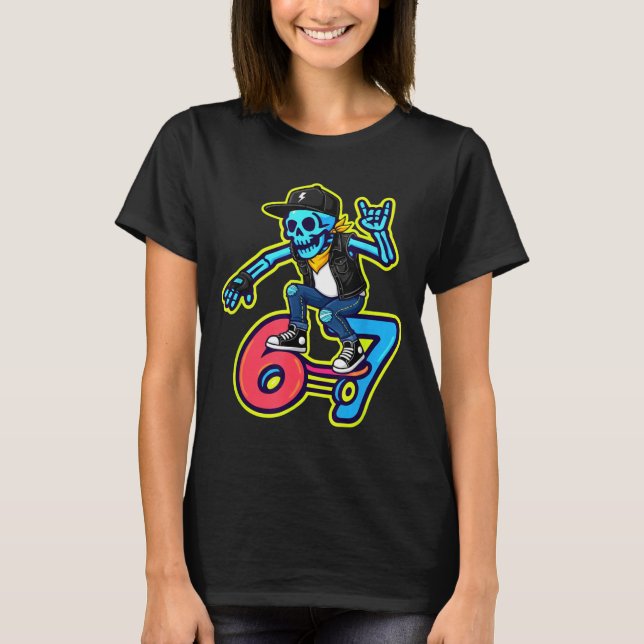 Camiseta Funny 67 Skeleton Skater Meme Retro Skateboarding  (Frente)