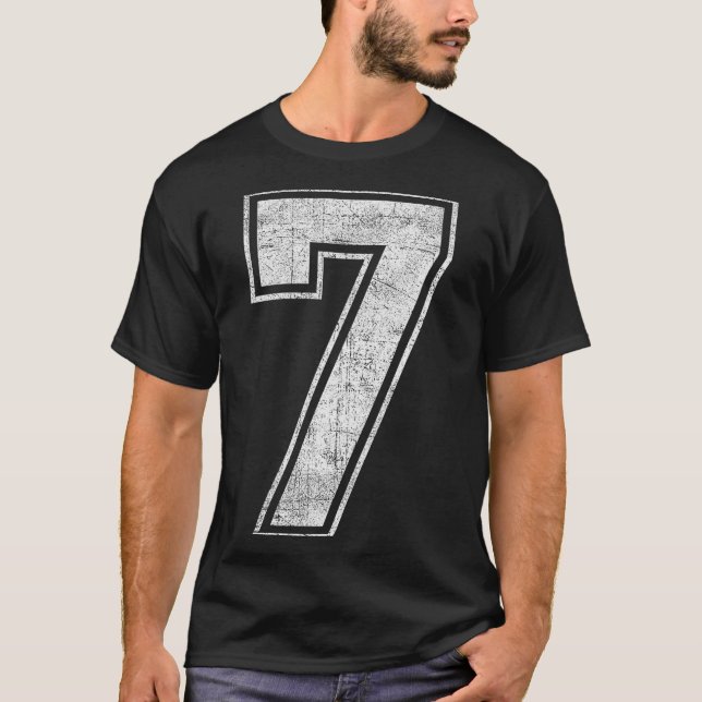 Camiseta Funny 7 Number Seven Graphic Group Halloween Birth (Frente)