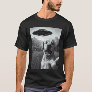 Camiseta Funny Alien UFO Labrador Retriever Abdução Selfi