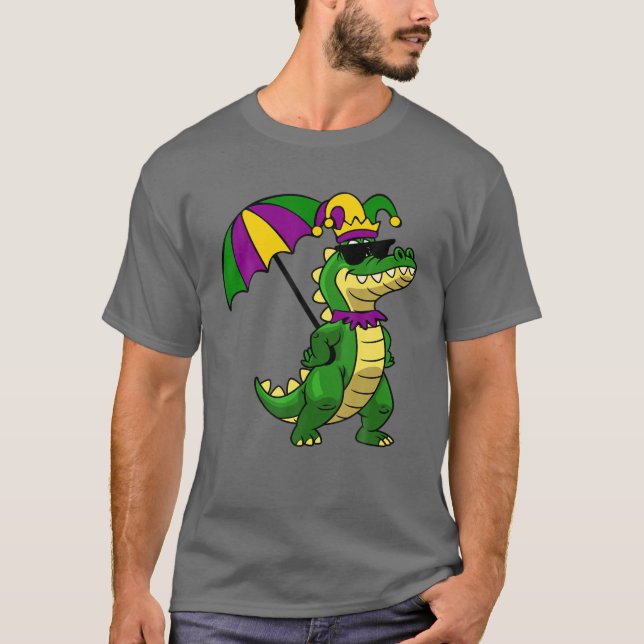 Camiseta Funny Alligator Wearing Jester And Sunglasses Funn (Frente)