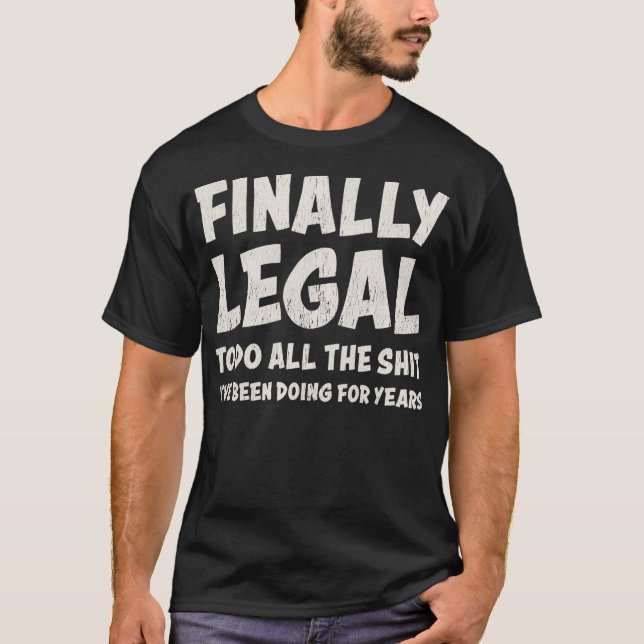 Camiseta Funny aniversário de 21 anos 2022 Finalmente Legal (Frente)