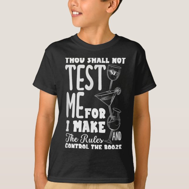 Camiseta Funny Bartender Thou Shall Not Test Me Quote  (Frente)