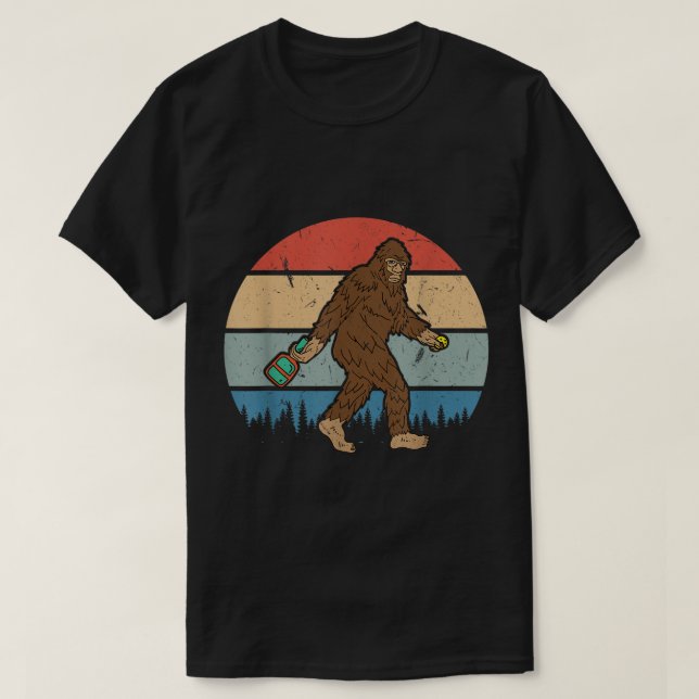 Camiseta Funny Bigfoot Pickleball Design (Frente do Design)