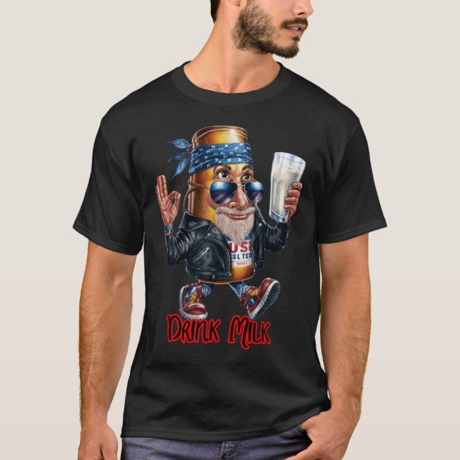 Camiseta Funny Can of Beer drinking Milk on a Black (Frente)