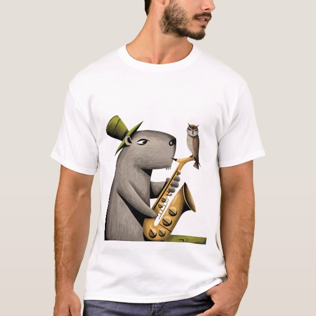 Camiseta Funny Capybara Jogando Saxofone com Coruja (Frente)