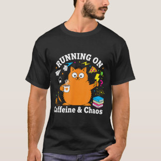 Camiseta Funny Cat Running on Caffeine and Chaos Love