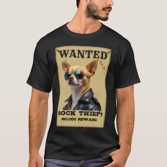Camiseta Funny Chihuahua WANTED Poster with Cool Sunglasses (Frente)