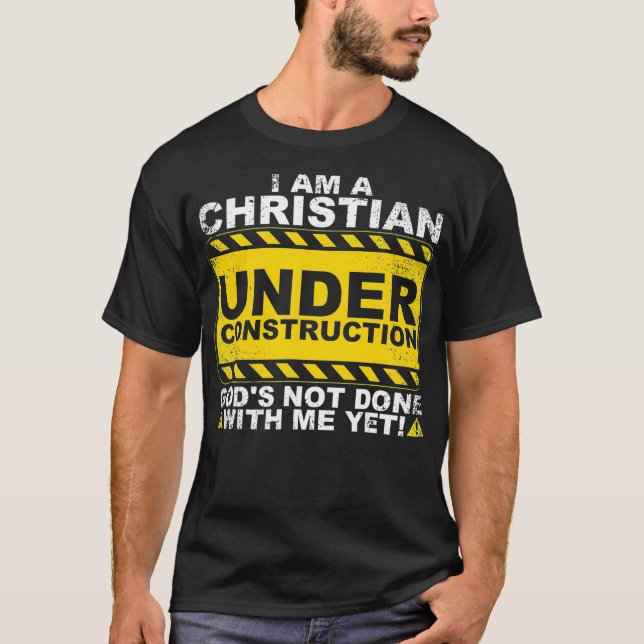 Camiseta Funny Christian Under Construction Gift Catholic M (Frente)