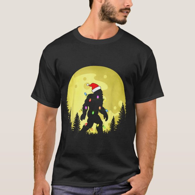 Camiseta Funny Christmas Bigfoot Santa Hat Moon Sasquatch M (Frente)