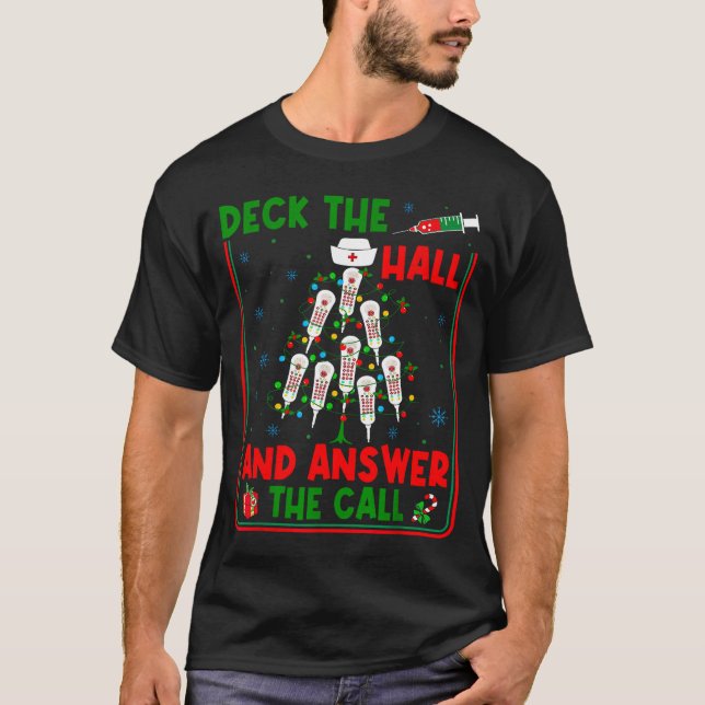 Camiseta Funny Cna Deck The Halls Answer The Calls Nurse Ch (Frente)