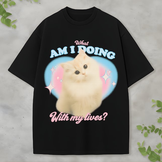 Camiseta Funny Cute Existential Cat Meme Pastel Retro Style (Criador carregado)