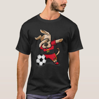 Camiseta Funny Dabbing Dog Angola Soccer Angolan Flag Footb
