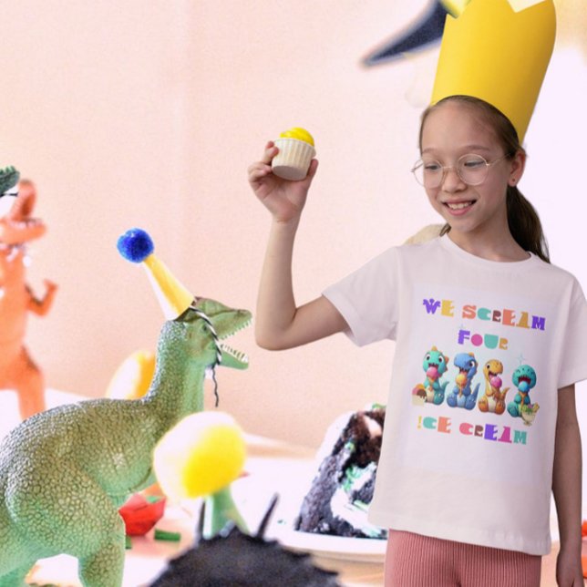 Camiseta Funny Dinosaur Gritar 4 sorvete 4 aniversário (Criador carregado)
