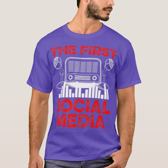 Camiseta Funny Ham Radio Operator First Social Media (Frente)