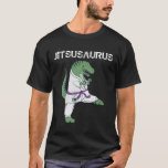Camiseta  Funny Jujitsu -T-Rex Jiu Jitsu Black Belt present<br><div class="desc">Camiseta Jiujitsu para batentes jujitsu BJJ desenhados com uma ilustração gráfica legal e viscosa do dinossauro T rex com um texto que diz jitsusauro.</div>