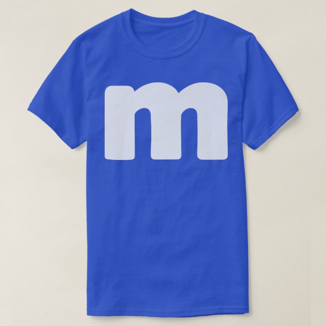 Camiseta Funny Letter M Chocolate Candy Halloween Team Grou (Frente do Design)