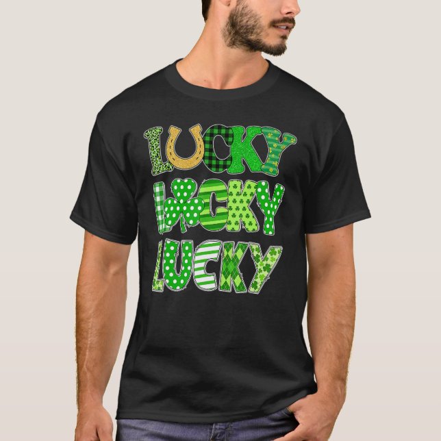 Camiseta Funny Lucky Shamrocks Happy St Patricks Day Family (Frente)