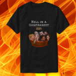 Camiseta Funny MAGA Republican Hell in a Handbasket 2024-25<br><div class="desc">Engraçado inferno anti-republicano em uma camiseta 2024-25 T-Shirt apresenta um cheio de cesta dos mais altos republicanos da MAGA (a maioria com suas bocas abertas): Trump,  JD Vance,  Marjorie Taylor Greene,  Lauren Boebert,  Mike Johnson,  Ted Cruz e Mitch McConnell. Um presente divertido para os Liberais. Ou conservadores desencantados.</div>