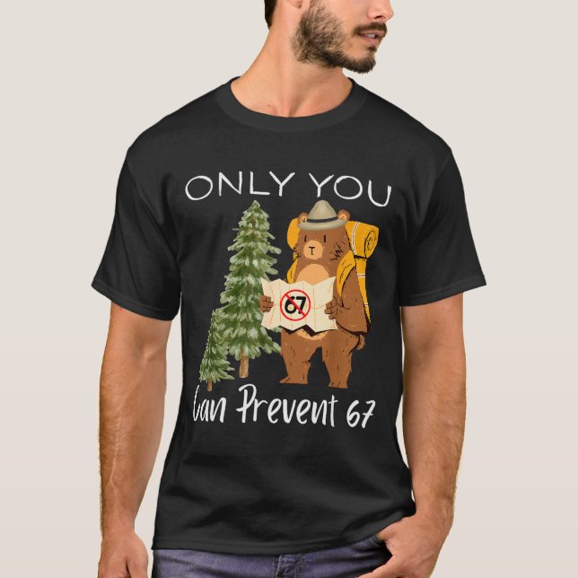 Camiseta Funny Outdoor Bear Wild Number Six Seven Pun  (Frente)