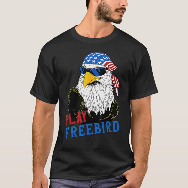 Camiseta Funny Play Free Bird 4th Of July Bald Eagle Mullet (Frente)