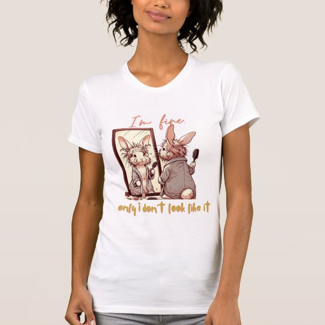 Camiseta Funny rabbit in front of the mirror – Funny design (Frente)