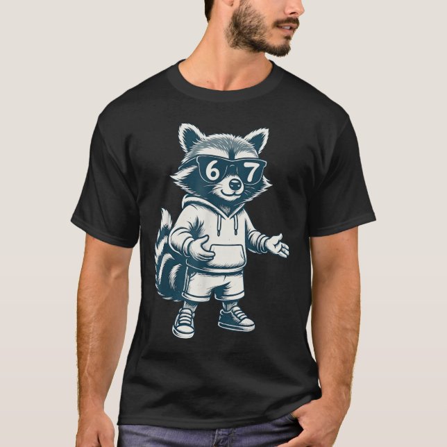 Camiseta Funny Raccoon 67 Meme Six Seven  (Frente)