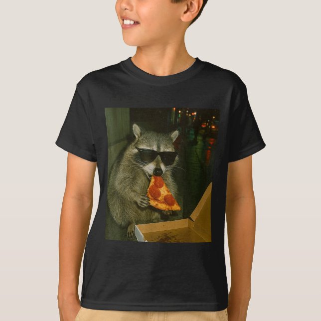 Camiseta Funny Raccoon Eating Zza Animal Meme  (Frente)