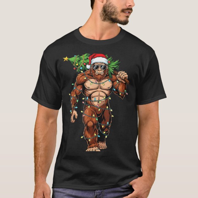 Camiseta Funny Santa Bigfoot Christmas Tree Christmas Crypt (Frente)