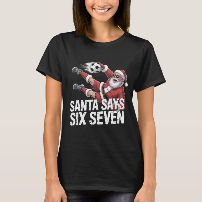 Camiseta Funny Santa Soccer Kicking Ball Graphic Tee | Chri (Frente)