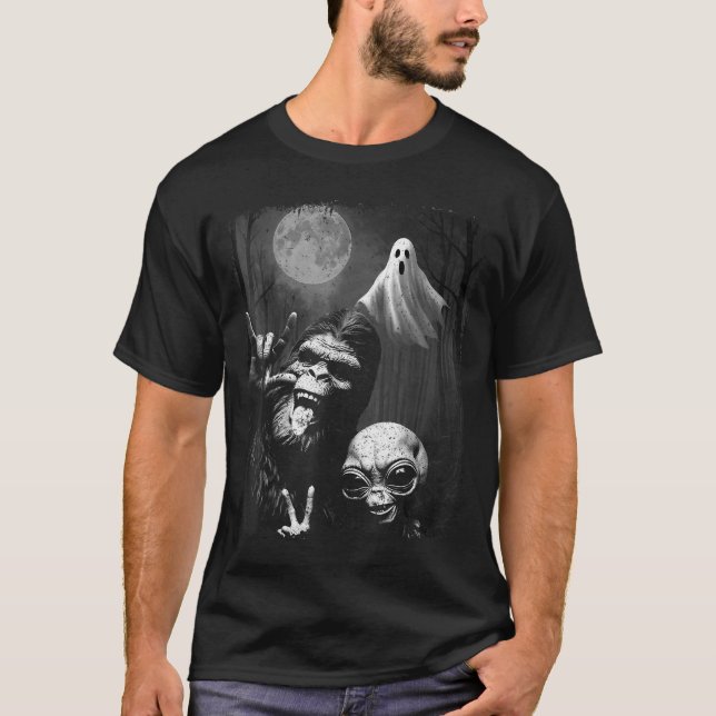 Camiseta Funny Sasquatch &amp; Alien Rock On Hand Sign Ghos (Frente)