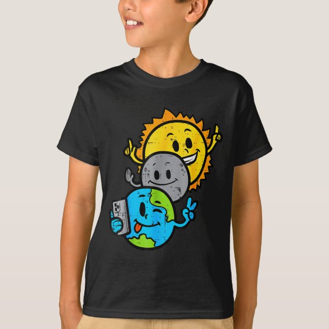 Camiseta Funny Selfie Terra Lua Sol Total (Frente)
