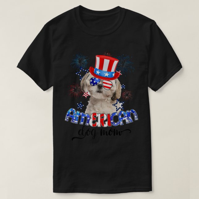 Camiseta Funny Shih Tzu Vestindo Óculos Solares EUA Bandeir (Frente do Design)