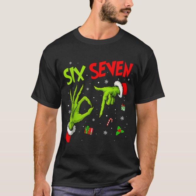 Camiseta Funny Six Seven 67 Meme 6 7 Christmas Elf Hand Boy (Frente)