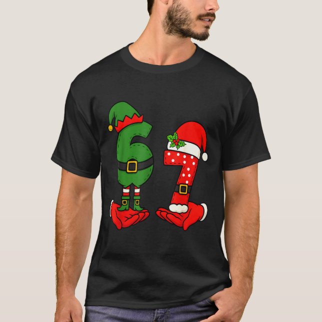 Camiseta Funny Six Seven 67 Meme 6 7 Christmas Elf Hand Boy (Frente)