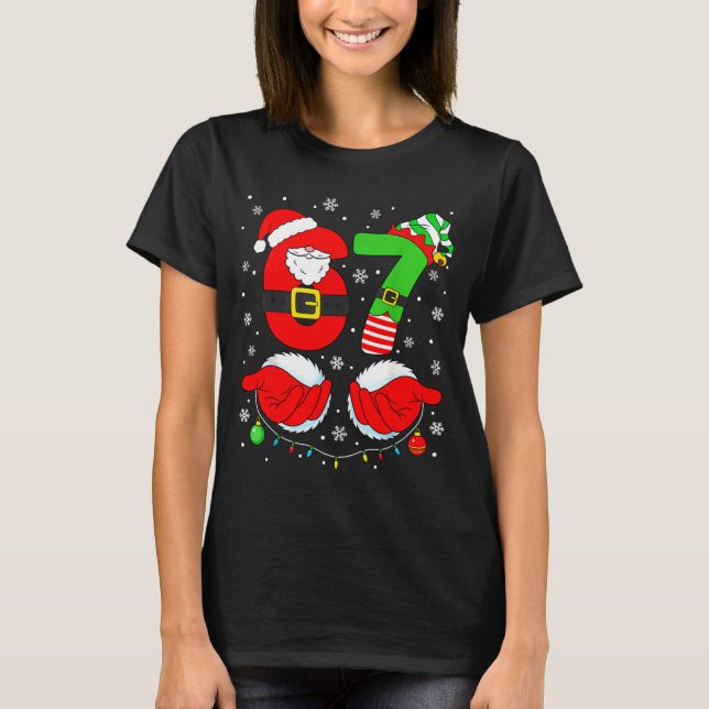 Camiseta Funny Six Seven 67 Meme 6 7 Elf Santa Christmas Pa (Frente)