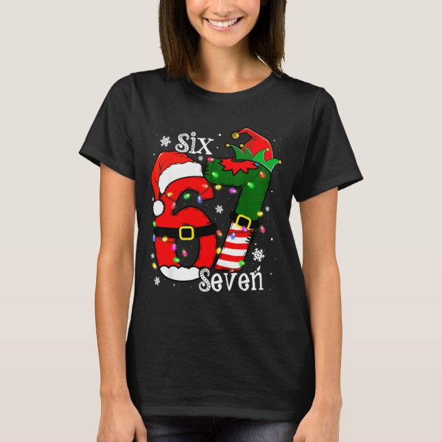 Camiseta Funny Six Seven 67 Meme 6 7 Elf Santa Christmas Pa (Frente)