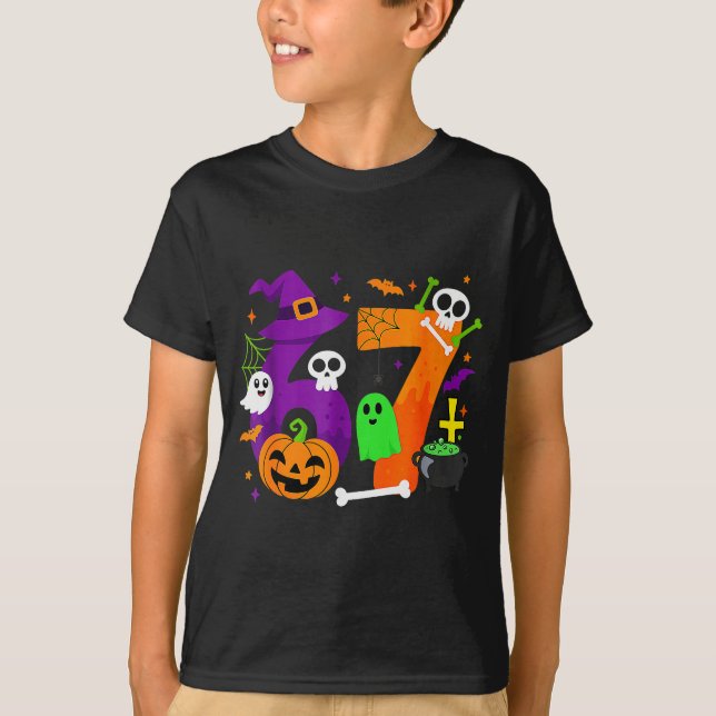 Camiseta Funny Six Seven 6 7 Meme Design Couples Halloween  (Frente)