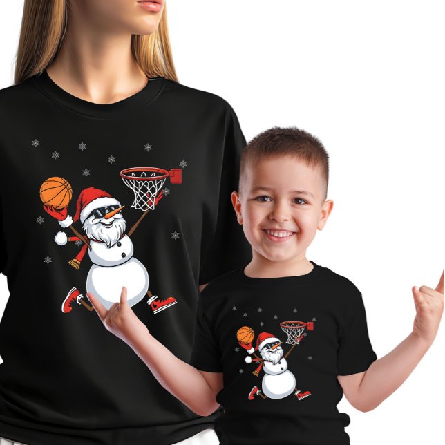 Camiseta Funny Snowman Santa: Slam Dunk Holidays AI Art (Criador carregado)