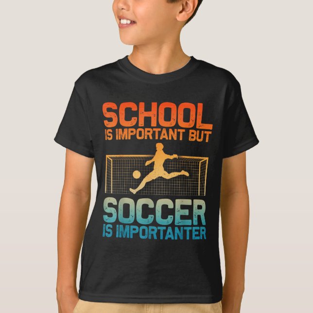 Camiseta Funny Soccer Art For Boys Girls Men Women Gag Socc (Frente)