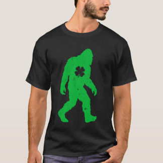Camiseta Funny St Patricku2019s Day Yeti Sasquatch Shamrock