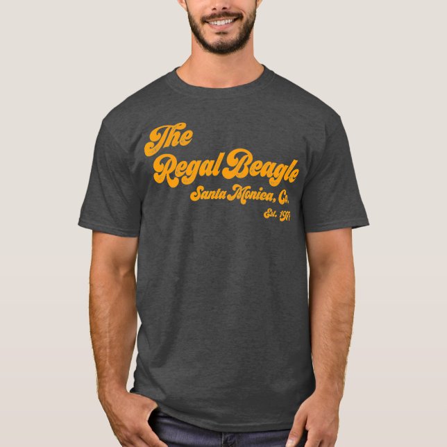 Camiseta Funny The Regal Beagle Company Sitcom 70 e 80 (Frente)