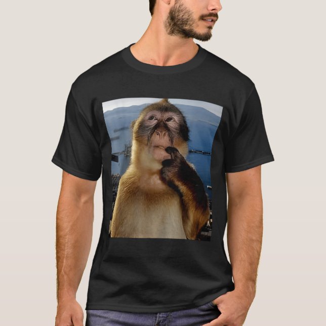 Camiseta Funny Thinking Monkey Meme Curious Ape Brainrot Gi (Frente)