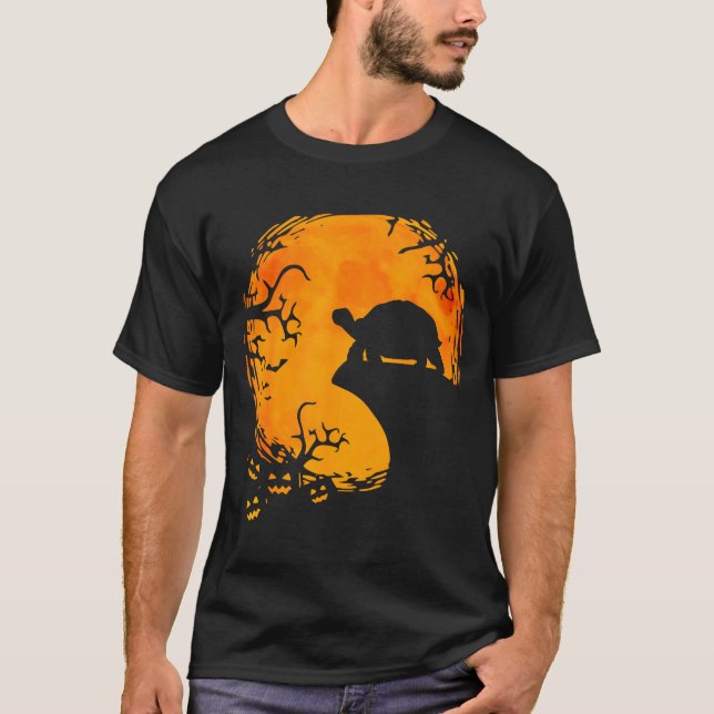 Camiseta Funny Tortoise Halloween Silhouette Soky Tortoise  (Frente)