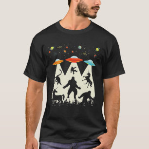 Camiseta Funny UFO Dinossaur Unicorn Bigfoot Vintage Alien